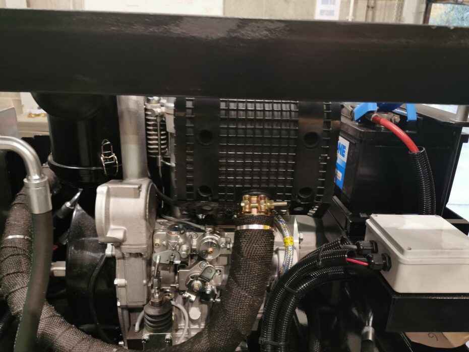 MARINE POWERPACK