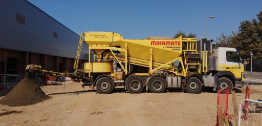 Mixamate Conveyor truck